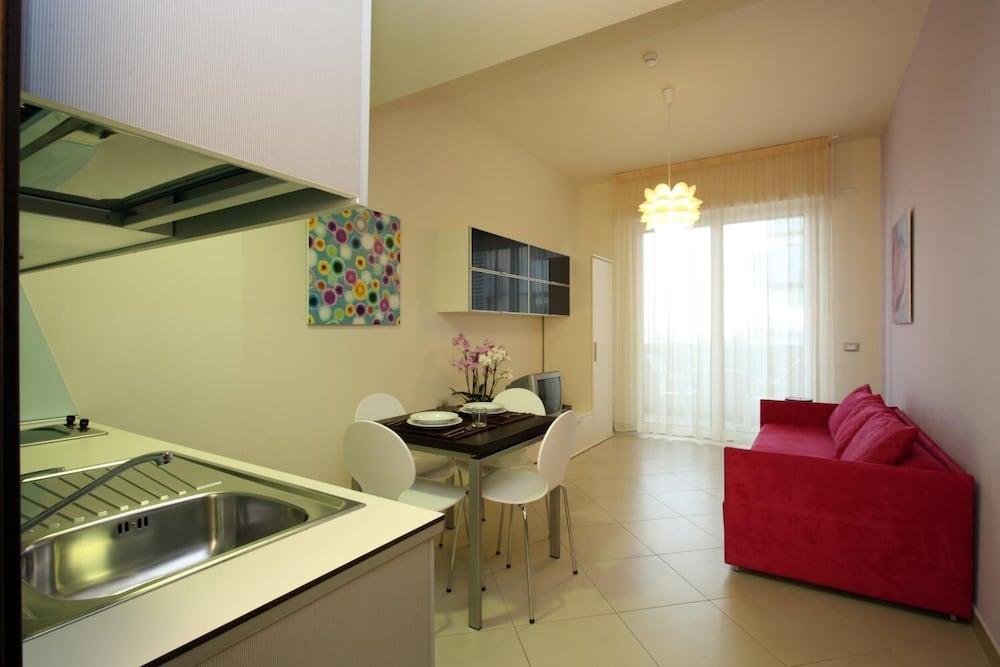 Noha Suite Hotel Riccione Eksteriør billede