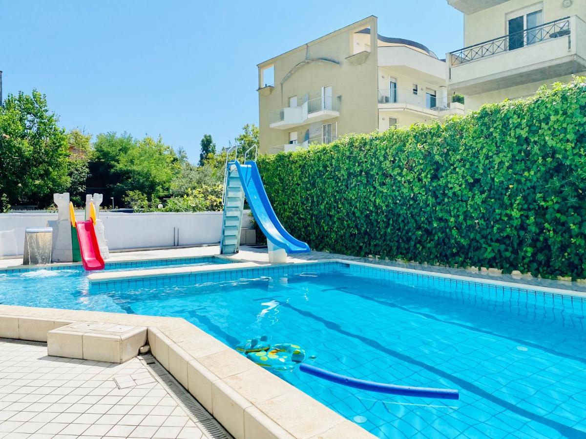 Noha Suite Hotel Riccione Eksteriør billede