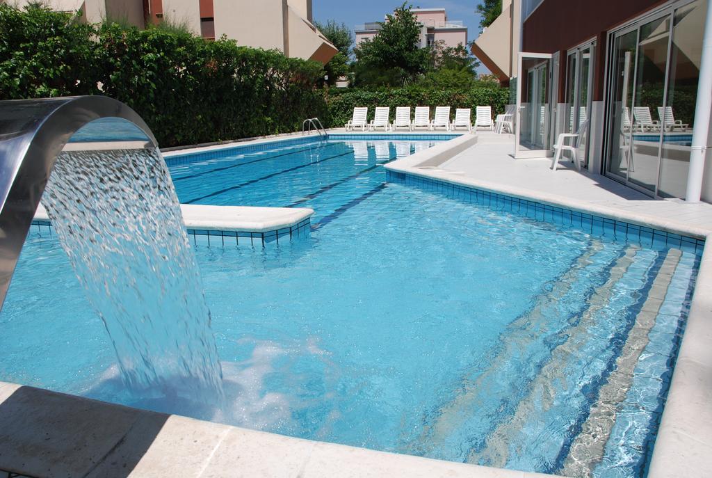 Noha Suite Hotel Riccione Eksteriør billede